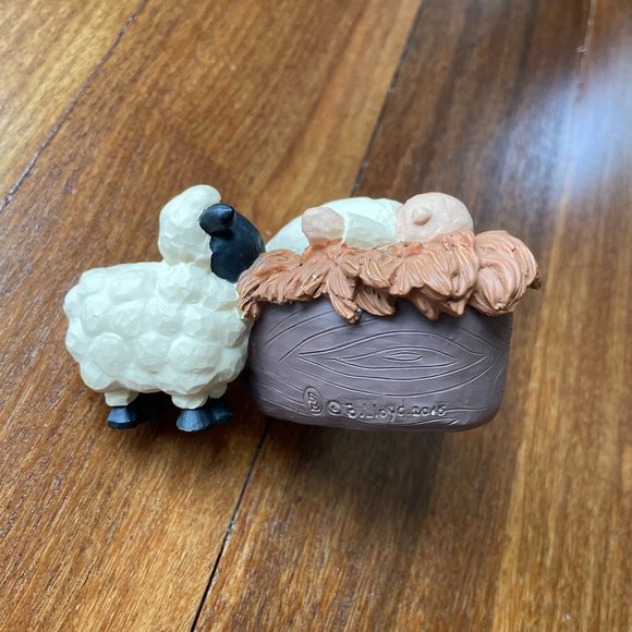 NEW Blossom Bucket Resin Jesus in the Manger with Sheep - "He is Born/Isaiah 9:6 - Picture 2 of 4